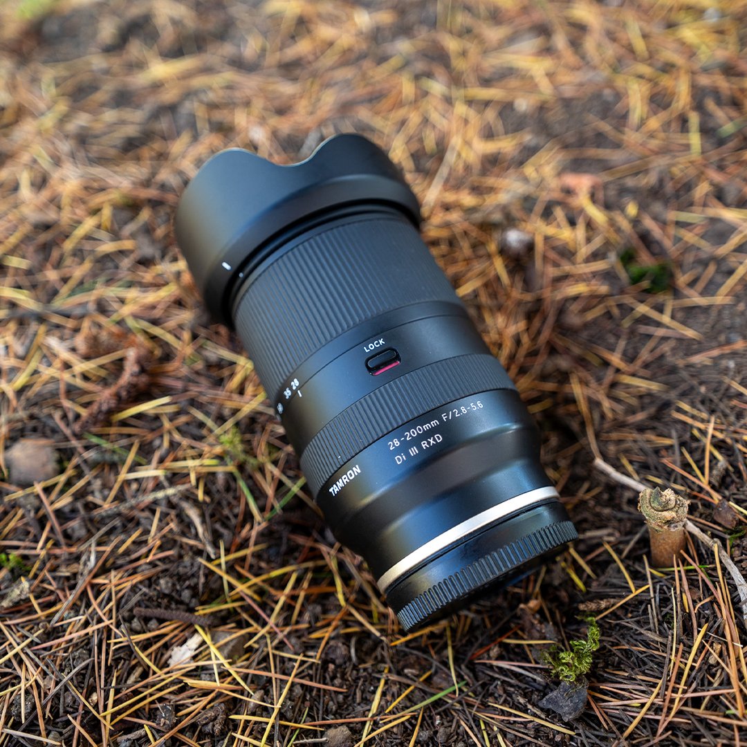 tamron lens 28-200 zoom lens for portraits and landscape professional portraits lens